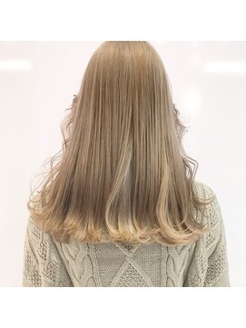 キーン 吉祥寺店(keen) 《NANAKO》シアーブロンド