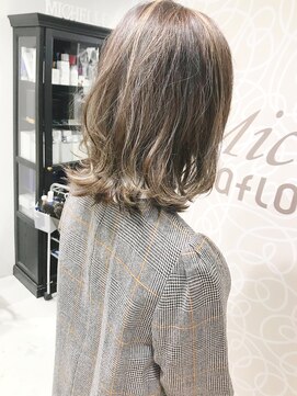 ミッシェル アフロート(michelle afloat) 野副◆こなれ外ハネ切りっぱなしボブ×ナチュラルツヤグレージュ