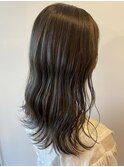 カーキグレージュでトレンドカラー　stylist 馬見崎 理奈