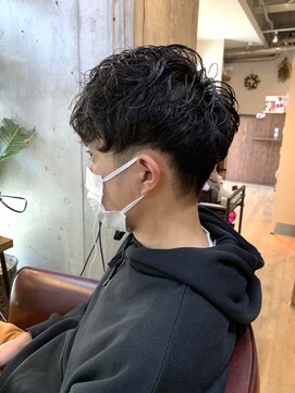 ロダット 横浜(LODAT by little) ツーブロック×ナチュラルカール【LODAT横浜】