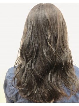 ネオリーブ シュシュ 神保町店(Neolive susu) ブラウンカラー