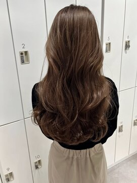 ユーフォリア 渋谷グランデ(Euphoria SHIBUYA GRANDE) ふんわりカールヘルシースタイルルーズヘアショコラアッシュ