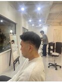20代30代40代◎メンズ黒髪刈り上げツーブロックスーツスタイル