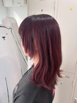 ナンバー ユアイロ 川崎(N° uairo)&nbsp;【末安】チェリーヴァイオレットレイヤー／大人トレンドヘア