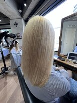 ビスイル 秋葉原店(Vis ill) ホワイトラベンダーハイトーン外国人風透明感大人可愛い韓国