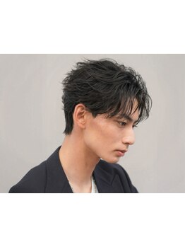 《短めでも色気をプラス》今トレンドのフェザーパーマで、雰囲気のある印象に仕上げます＊[原宿/メンズ]