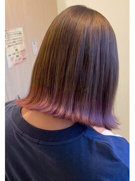 ビオトープミヨシ(Bio-Top MIYOSHI) 色っぽ「ダークグレージュ×ピンクグラデーションボブ」