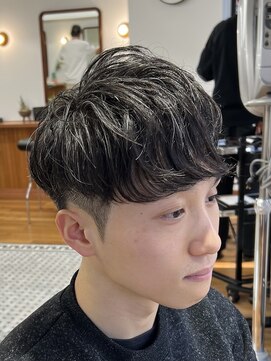 ザデイトウキョウ 表参道 青山(THE DAY TOKYO) MEN'S HAIR/くせ毛ショート/ツーブロ/大人メンズ/表参道駅