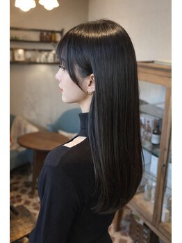 ヨナサン(Yona Saint)の写真/艶とまとまり、触れたくなる質感へ。Yona Saintの縮毛矯正で、自然で美しいストレートを。