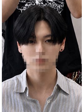 ネクストフォーヘアー(NEXT for hair) 韓国風　サンウォンヘア センターパート 黒髪