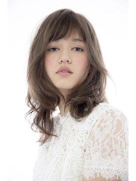 ビューティーアンドケアカロン(Beauty and Care CALON) 【銀座】リラクシーなフォギーグレージュで透明感を楽しむ