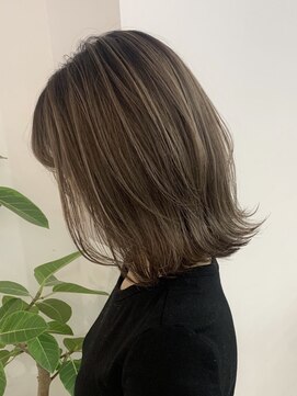 エリマ 調布(elima) 外ハネボブハイライトグレージュイルミナカラー20代30代[調布]