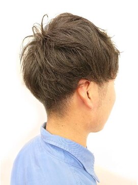 メンズヘアーサロン ツイン 無造作ショートレイヤー刈り上げツーブロックマッシュ