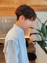 サーリー(SURLY)&nbsp;ゆるいパーマツイストスパイラルパーマセンターパート常田菅田