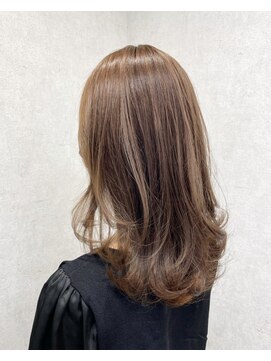 シアン(CYAN) ミルクティーベージュ