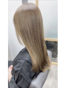 フレーム なんば店(FRAME) ベージュカラー♪