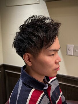 バレス 田町(BALES) [スキンフェード/ツイストスパイラル/田町]