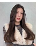 顔周りレイヤーカットくびれヘアミルクティーベージュカラー