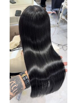 コア 梅田(Core) 髪質改善　酸性縮毛矯正　艶髪　梅田