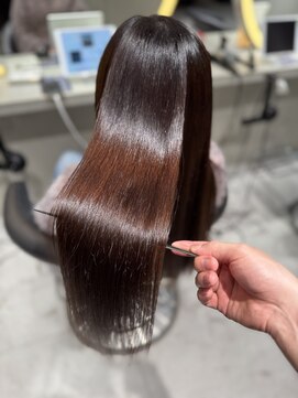 ロンドウル 熊本(Lond ulu) レイヤーカット/小顔に見せるヘア/黒髪/美髪/髪質改善/縮毛矯正/