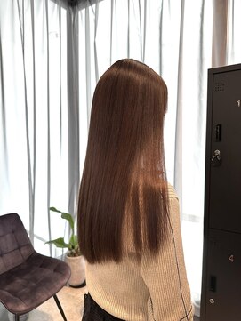 ルナバイルヴェール(LUNA by LeVert) ベージュ×縮毛矯正