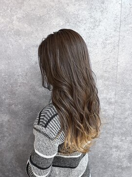 アンバール(amberl) デザイン裾カラー