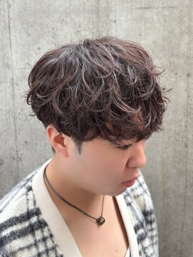 アルム オモテサンドウ(ALLM omotesando) シャドウパーマ 無造作 メンズ韓国ヘア 韓国 原宿 表参道