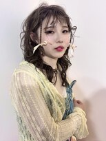 ナービス(NARVIS)&nbsp;くすみブラウン/ガーリースタイル/アレンジ【アシスタント担当】