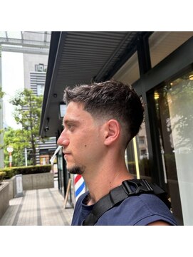 ヘアーアンドグルーミング ヨシザワインク(HAIR&GROOMING YOSHIZAWA Inc.) 爽やかフェードスタイルメンズショートスタイル眉毛カット
