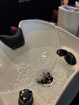 髪の内側まで集中補修！オゾンの力と本格的なケアで芯から潤う美しい髪質へ導く♪是非実感してください☆