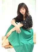 フェミニンMIXな大人のこなれセミディ