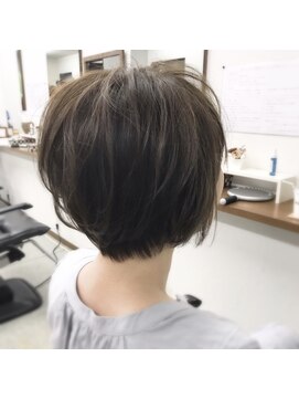 ヘアクリエイト エクセル美容室(Hair Create EXCEL) 頭の形がキレイに見えるショートボブ