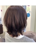 小顔 外ハネ ふんわり 上品なスタイル