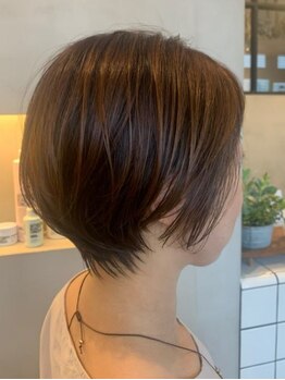 アングラット(angratto)の写真/どこから見ても綺麗なシルエットに！あなたが思い描くショートヘアの雰囲気をスタイルに落とし込みます。