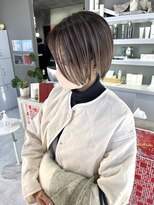 レド(LeDo)&nbsp;前下がりショート×シャドールーツ×四日市