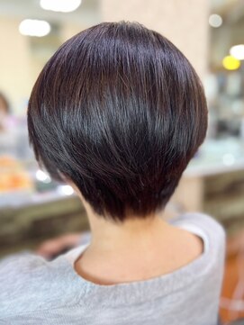 アークスヘアー ふんわりカールヘルシースタイルショコラアッシュショート