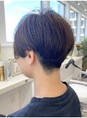 大人女性かっこいい刈り上げハンサムショート