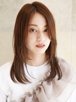 ビビディバビディブー(Bibbidi.bobbidi.boo) ナチュラル小顔レイヤー美髪ブラウンカラー