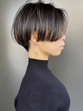 モリオ(morio) 【morio浦和】黒髪前下がりショートボブ♪