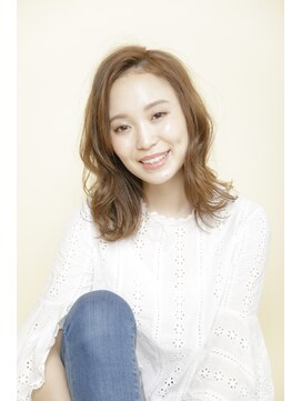 ルルディ バイ アフロディーテ銀座(luludi by APHRODITE) デザインカラー/レイヤーカット/オリーブベージュ/銀座