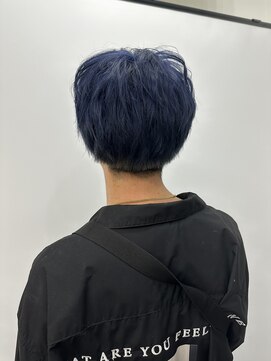 ベルグローアルファ(BELLE GROW ALPHA) 青髪