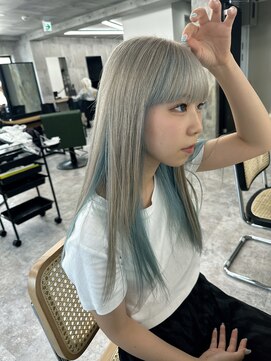 モニカ 栄店(MONIQA) ホワイト　水色　デザインカラー