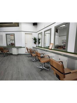 【老若男女問わず大歓迎♪】おしゃれすぎる空間が苦手な人でも心地良く過ごしてもらえます！