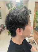 メンズのツーブロックパーマスタイル