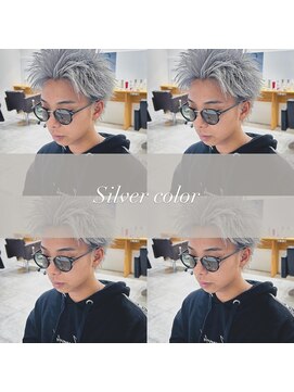 ルーストデラックス 京都河原町三条(ROOST dx) シルバーカラー