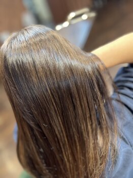 エッセンティア(Essentia)の写真/髪の内部構造にアプローチした髪質改善。芯から強いしなやかな髪で毎日鏡を見て好きでいられる髪に