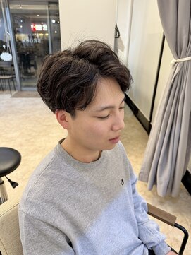 ブルーム(BROOM) ラフパーマ