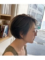ユーアンドアイ(you & i) フェイスフレーミングとハイライトで楽しむオリーブベージュ