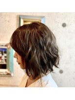 リノ(Lino)&nbsp;切りっぱなしボブ