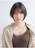 黒髪前下がりボブ